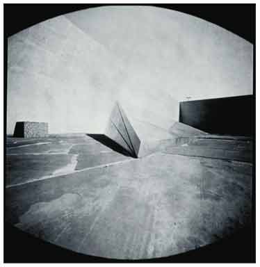 noguchi plaza photograph